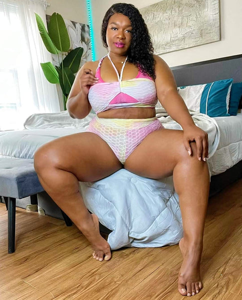 Pink Shorts Set Outfit Tryon| Soft Bare Feet Legs Spread Wide #PlusSize #Curvy #Thick