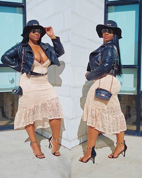 Plus Size Curvy Outfit Tryon | Cream Lace Dress | Black Biker Jacket | Black High Heels | Black Hat