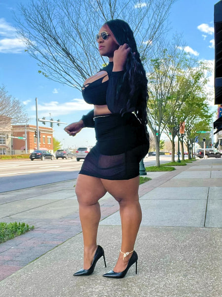 Mini Skirt Set High Heels All Black Spring Vibes #Curvy #Thick #PlusSize #Model