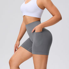 Load image into Gallery viewer, Evercute Women's Gym Shorts 3/4 Pack Seamless Scrunch Butt Lifting Workout Shorts 5" Tummy Control Ruched Booty Yoga Short