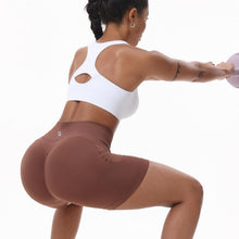 Load image into Gallery viewer, Evercute Women's Gym Shorts 3/4 Pack Seamless Scrunch Butt Lifting Workout Shorts 5" Tummy Control Ruched Booty Yoga Short