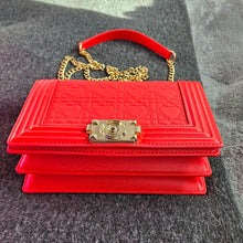 Load image into Gallery viewer, RED GOLD CHAIN CASUAL HANDBAG