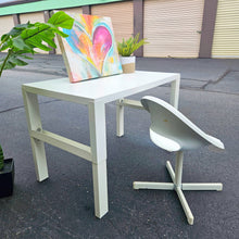 Load image into Gallery viewer, Children&#39;s Desk Table with Chair